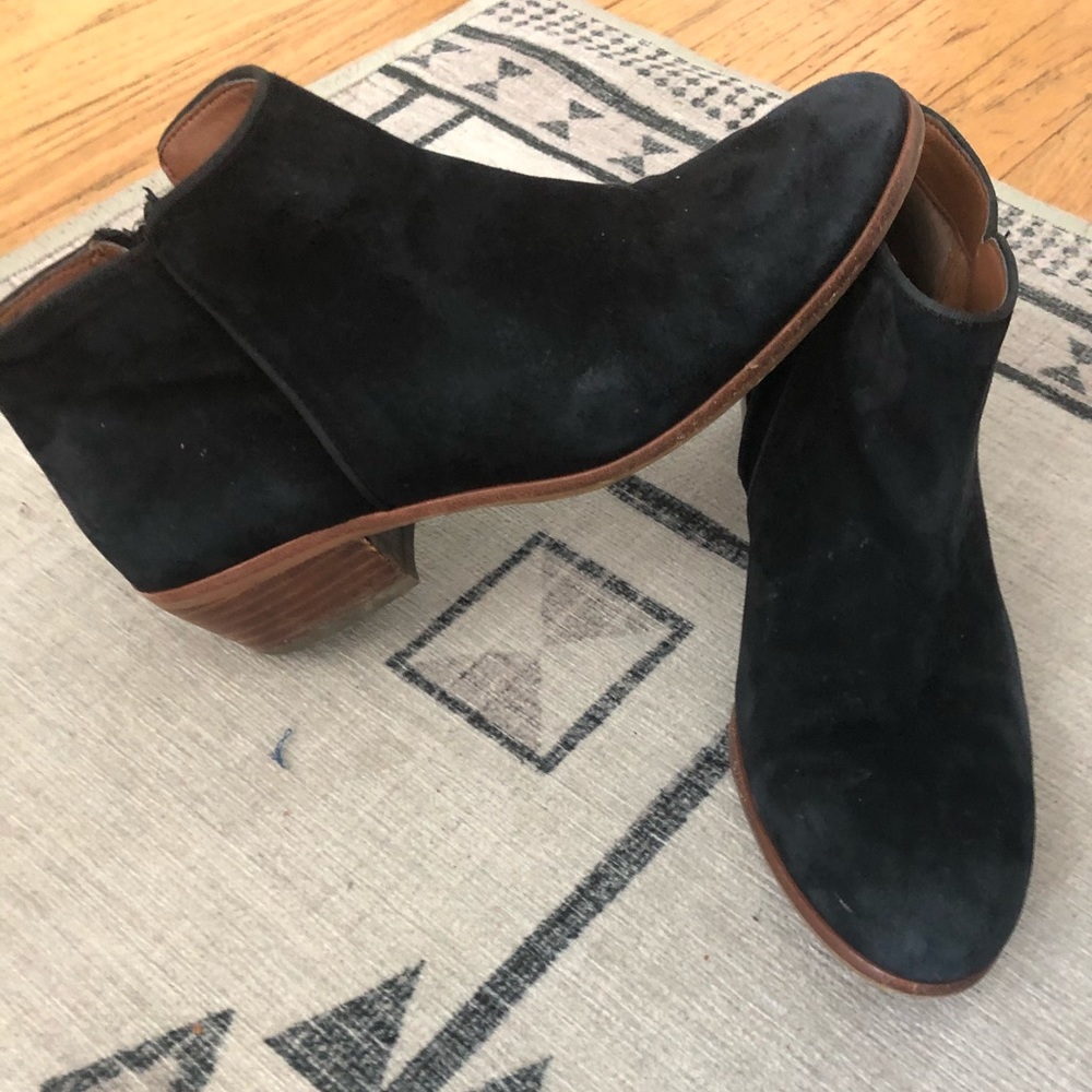 Sam Edelman Black Suede Bootie-Size 8